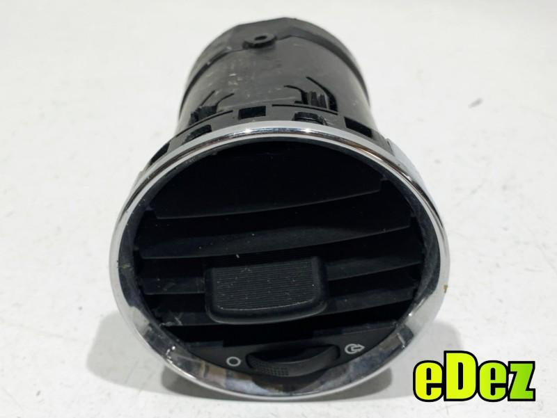 Grila ventilatie bord centrala Peugeot 308 (2007-2011) 9658515377