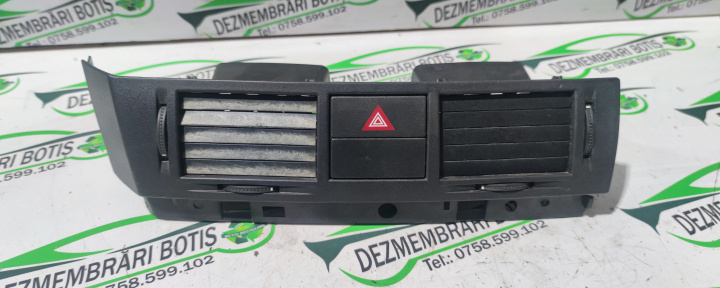 Grila ventilatie bord centru /267 Opel Meriva [2002 - 2006] Minivan 1.7 CDTI MT (75 hp)