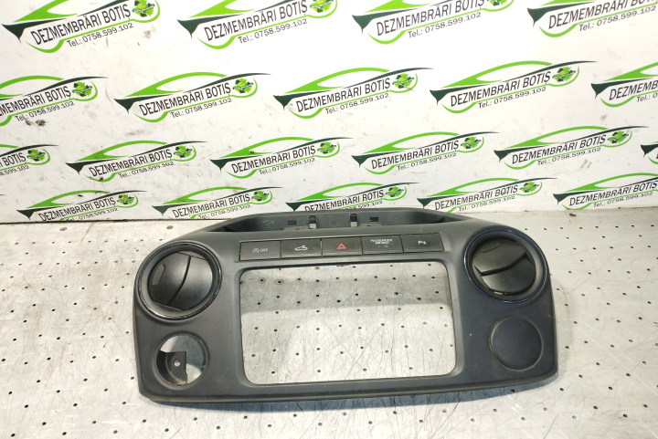 Grila ventilatie bord centru 2H0 857 211 Volkswagen VW Amarok [facelift] [2016 - 2020] DoubleCab pickup