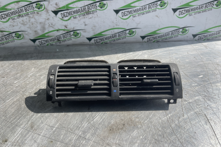 Grila ventilatie bord centru 8391179 / 8 391 179 BMW Seria 3 E46 [1997 - 2003] Sedan 4-usi 320d MT (136 hp)