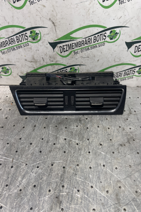 Grila ventilatie bord centru 8T1 820 951 C Audi A5 8T [2007 - 2011] Sportback liftback