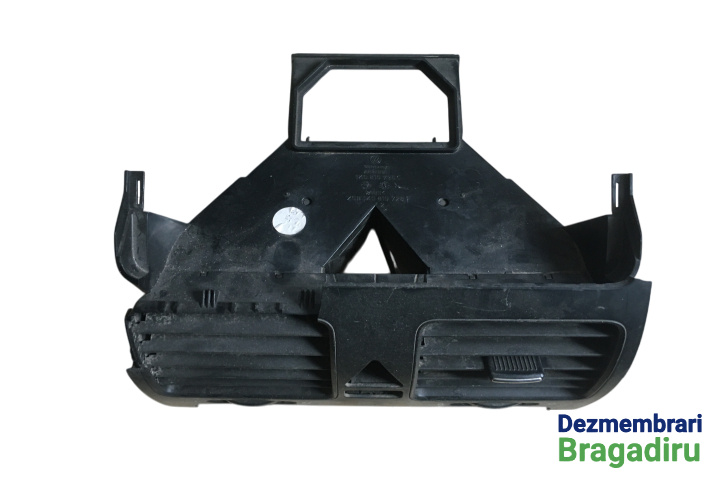 Grila ventilatie bord centru Cod: 1K0819728F, 1K0819735C 1K0819728F, 1K0819735C Volkswagen VW Golf 5 [2003 - 2009] Hatchback 3-usi 1.4 MT (75 hp) Cod motor: BCA