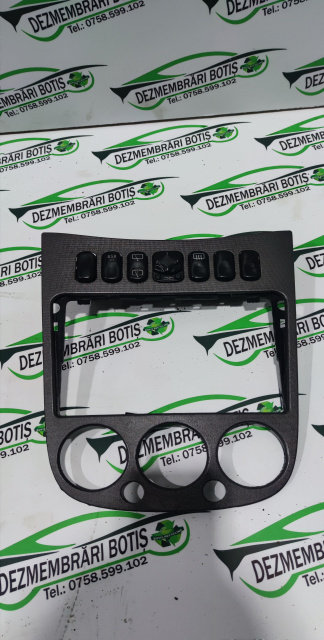 Grila ventilatie bord centru Mercedes-Benz A-Class W168 [1997 - 2001] Hatchback