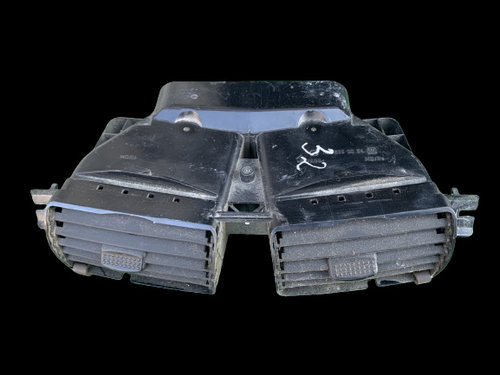 Grila ventilatie bord centru Mercedes-Benz A-Class W168 [1997 - 2001] Hatchback A 170 CDI MT (90 hp)