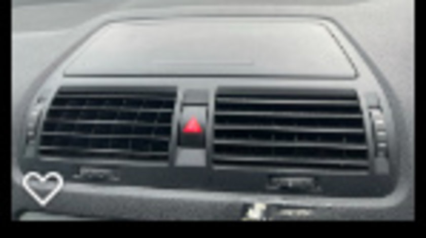 Grila ventilatie bord centru Skoda Octavia 2 [facelift] [2008 - 2013] Liftback 5-usi 1.6 TDI MT (105 hp)