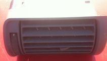 Grila ventilatie bord dreapta 8D2820901A Audi A4 B...