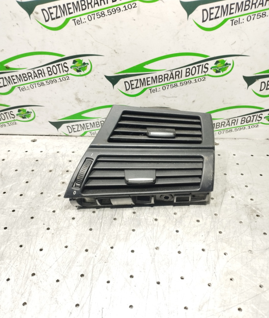 Grila ventilatie bord dreapta 9227768-05 BMW X5 E70 [facelift] [2010 - 2013] Crossover