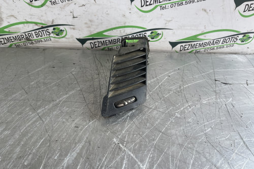 Grila ventilatie bord dreapta A9068300354 / A 906 830 03 54 Mercedes-Benz Sprinter 2 906 [2006 - 201...