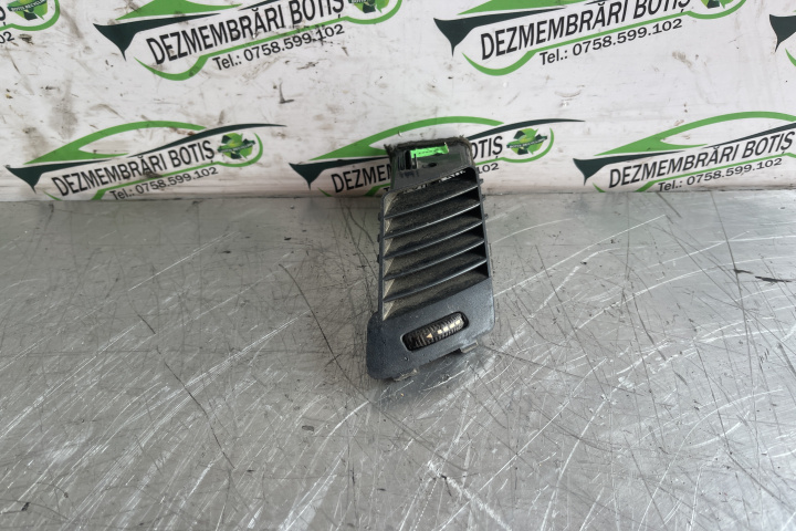 Grila ventilatie bord dreapta A9068300354 / A 906 830 03 54 Mercedes-Benz Sprinter 2 906 [2006 - 2013] Autoutilitara duba 5-usi