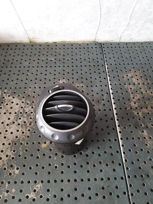 Grila ventilatie bord dreapta alfa romeo 147 937