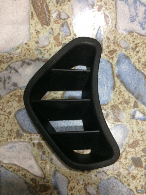 Grila ventilatie bord dreapta Ford Mondeo MK4 [2007 - 2010] Liftback 2.0 TDCi DPF AT (140 hp) MK4 (BA7) TITANIUM