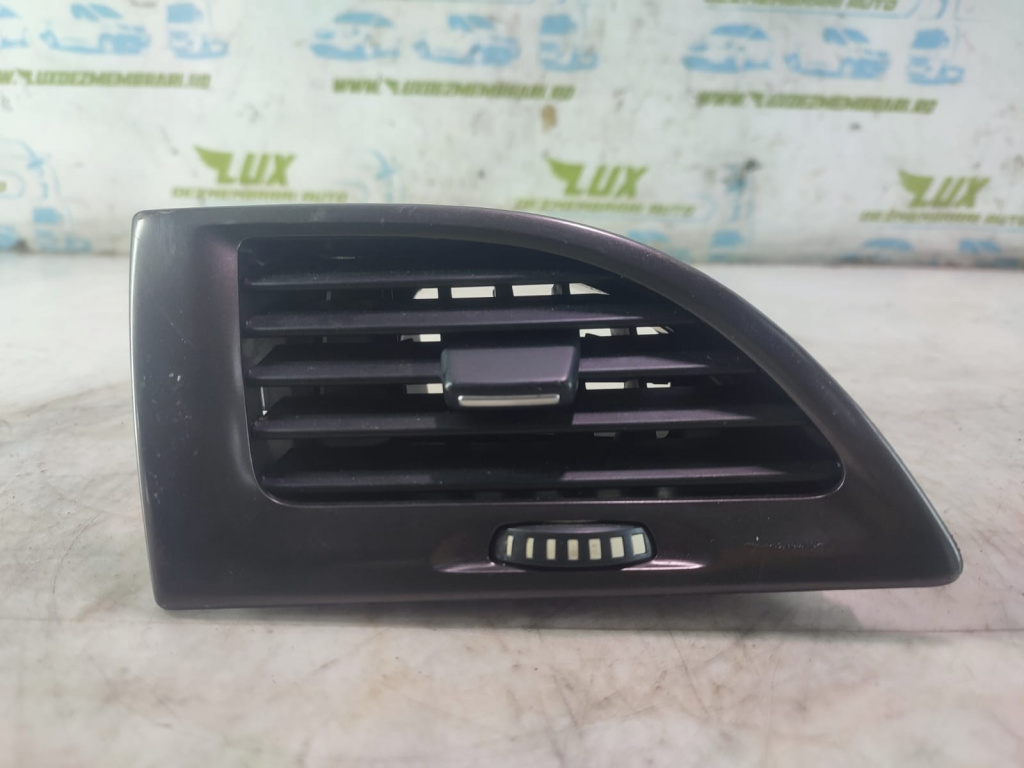 Grila ventilatie bord dreapta Renault Megane 3 [2th facelift] [2013 - 2020] 1.5 dci K9K656 euro 6