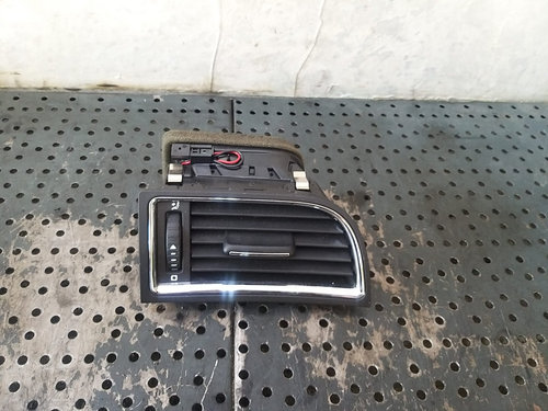 Grila ventilatie bord dreapta skoda superb 2 facelift 3t0819702