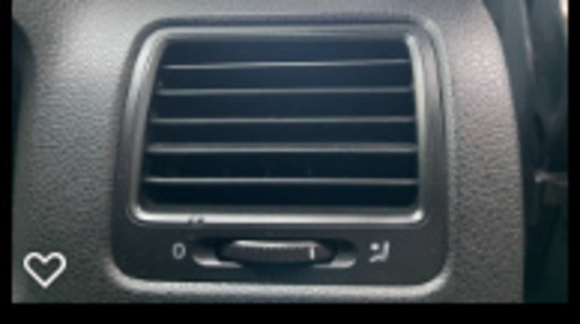 Grila ventilatie bord dreapta Volkswagen Jetta 5 [2005 - 2011] Sedan 4-usi 2.0 TDI MT (140 hp)