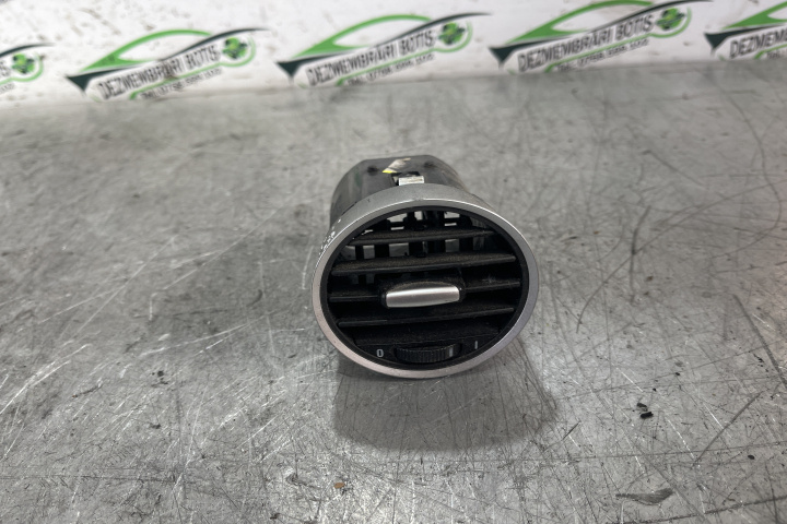 Grila ventilatie bord LS376630 / LS 376630 Alfa Romeo 159 [2005 - 2011] Sedan 1.9 JTDM MT (150 hp)
