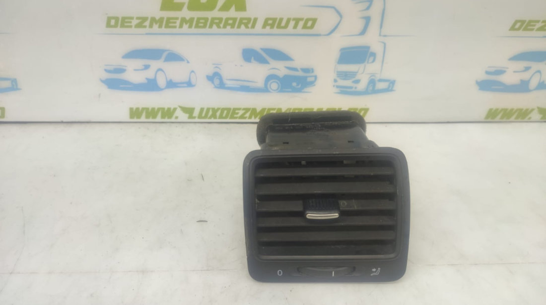 Grila ventilatie bord stanga 1k0819709 Volkswagen VW Jetta 5 [2005 - 2011]