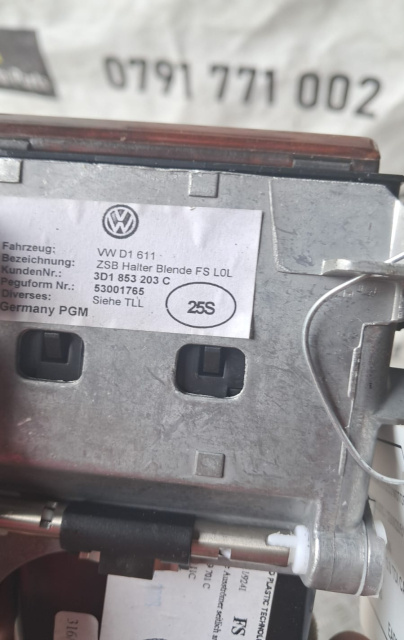 Grila ventilatie bord stanga 3D1853203C / 3D0820511A Volkswagen VW Phaeton [facelift] [2008 - 2010] Sedan 3.0 TD 4Motion AT (233 hp) Cod motor CARA , cod cutie JSH , cod culoare LO41