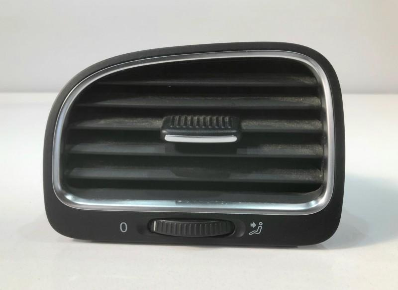 Grila ventilatie bord stanga 5k0819709d Volkswagen VW Golf 6 [2008 - 2015]
