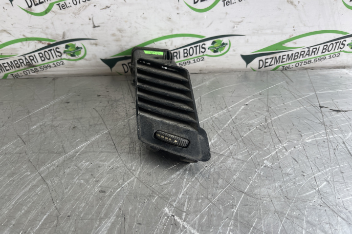 Grila ventilatie bord stanga A9068300254 / A 906 830 02 54 Mercedes-Benz Sprinter 2 906 [2006 - 2013] Autoutilitara duba 5-usi 2.2 CDI MT (109 hp)