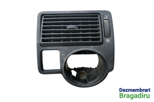 Grila ventilatie bord stanga Cod: 1J1819981B, 1J1815715A Volkswagen VW Golf 4 [1997 - 2006] Hatchbac...