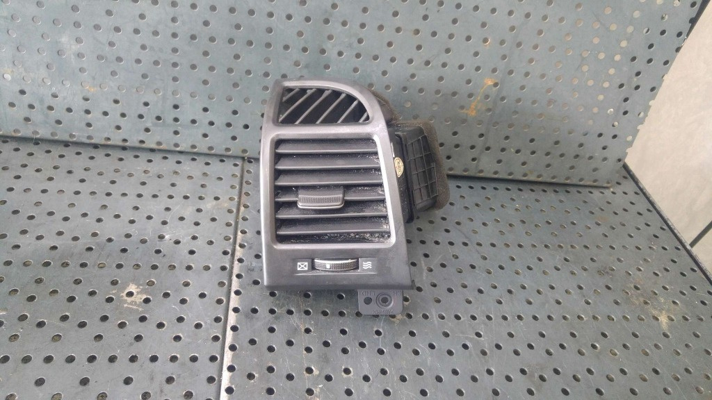 Grila ventilatie bord stanga hyundai santa fe 2 cm 974802b000