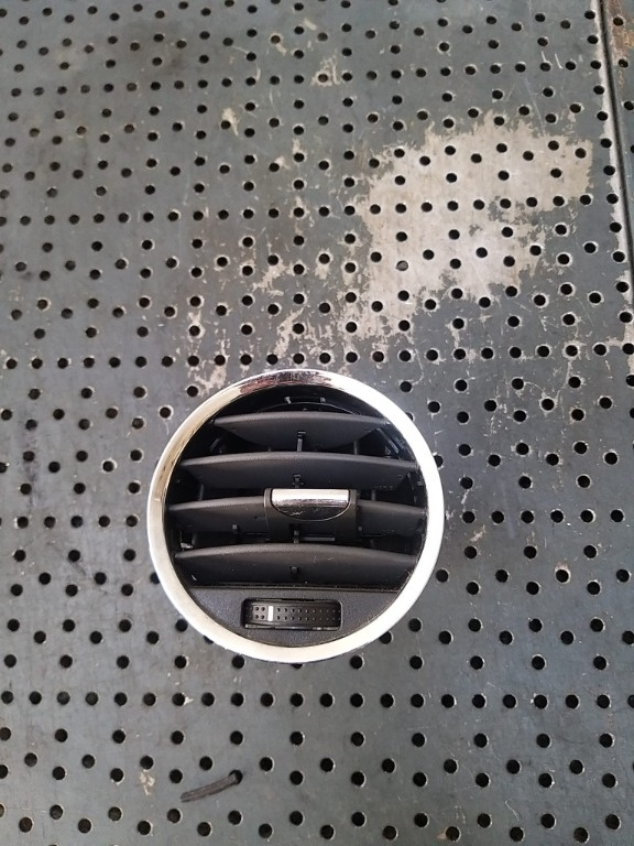 Grila ventilatie bord stanga opel antara a l07 96661704