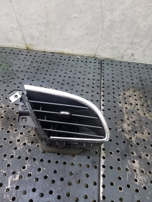 Grila ventilatie bord stanga opel mokka x j13 42524488