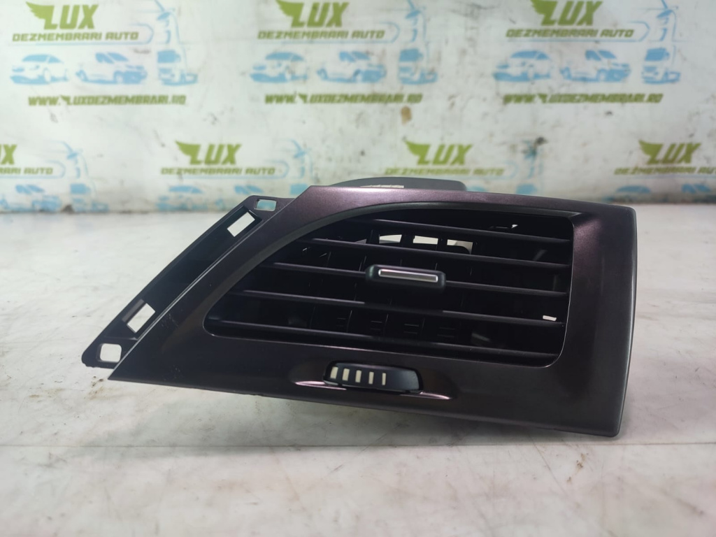 Grila ventilatie bord stanga Renault Megane 3 [2th facelift] [2013 - 2020] 1.5 dci K9K656 euro 6