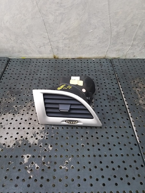 Grila ventilatie bord stanga renault megane 3