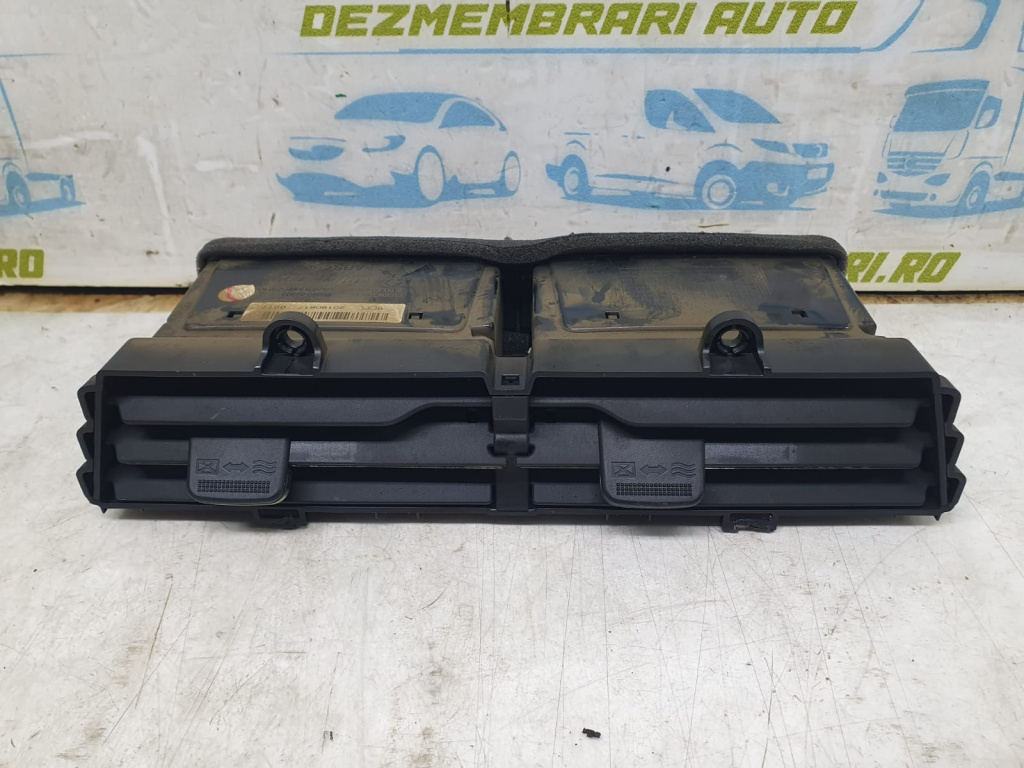 Grila ventilatie centrala 69660-35300  SsangYong Tivoli [facelift] [2019 - 2023] 1.5 TGDI G15DTF