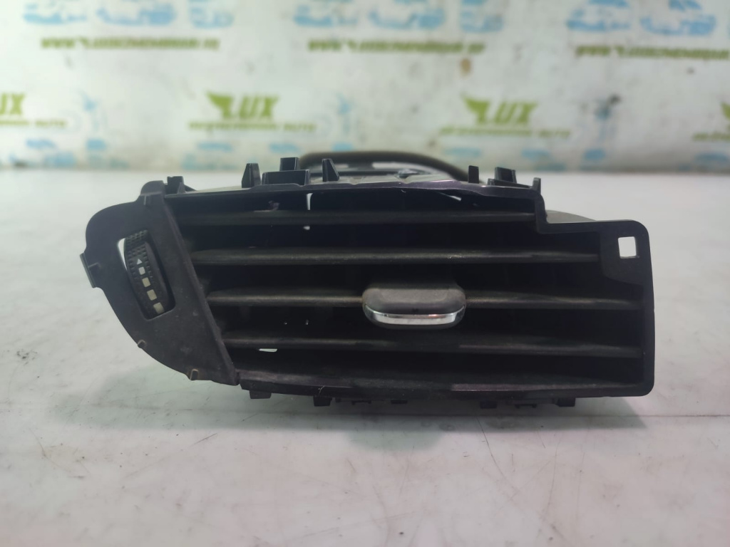 Grila ventilatie dreapta 421283275 Opel Astra K [2015 - 2020] 1.6 cdti B16DTH