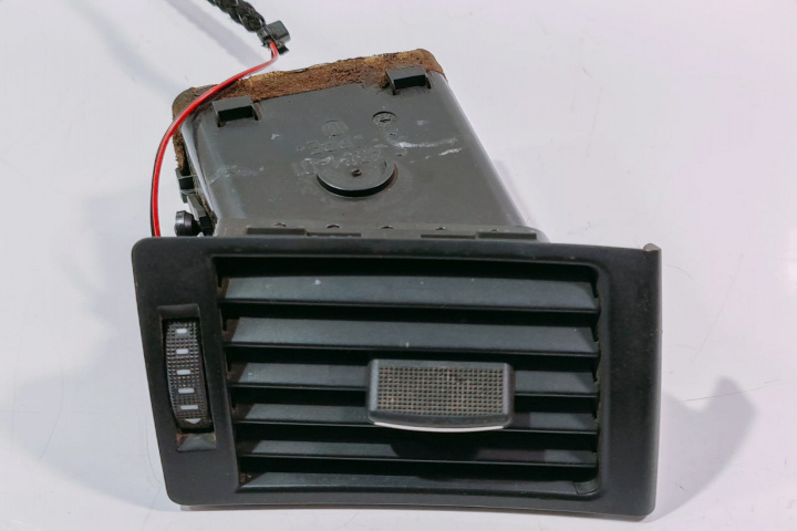 Grila Ventilatie dreapta 8E0820902F Audi A4 B6 [2000 - 2005]