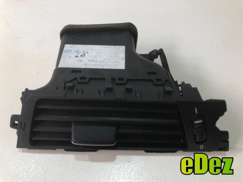 Grila ventilatie dreapta fata BMW Seria 3 (2005-2012) [E90] 9151168