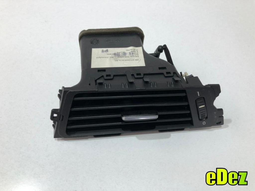 Grila ventilatie dreapta fata BMW Seria 3 (2006-2012) [E92] 9130466