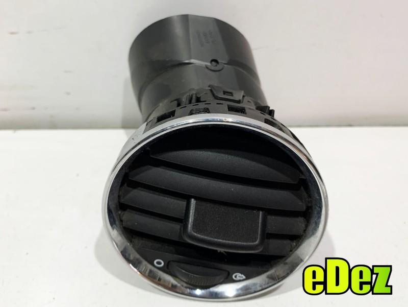 Grila ventilatie dreapta fata Peugeot 3008 (2009-2013) 9655994177
