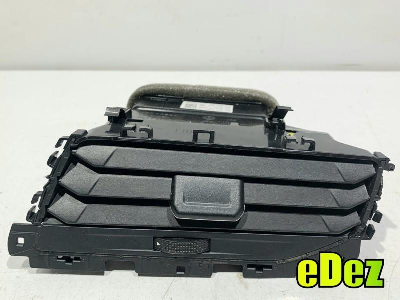 Grila ventilatie dreapta fata Volkswagen Polo VI facelift (2021->) AW 2G1819704
