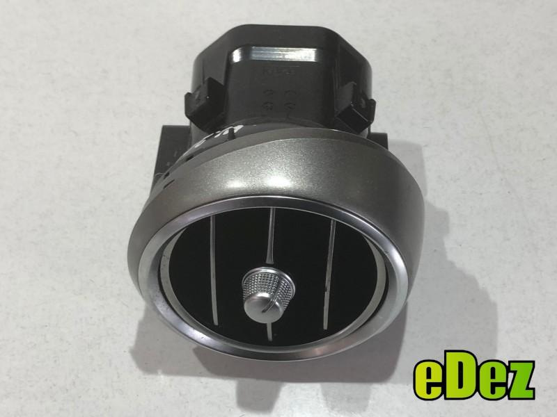Grila ventilatie Mercedes C-Class (2014->) [W205] a2058300301