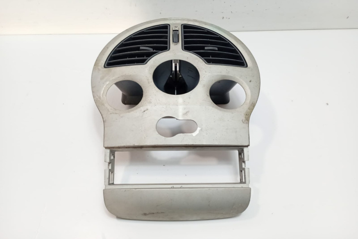 Grila ventilatie Ornament consola 8200327063 Renault Modus [2004 - 2007]