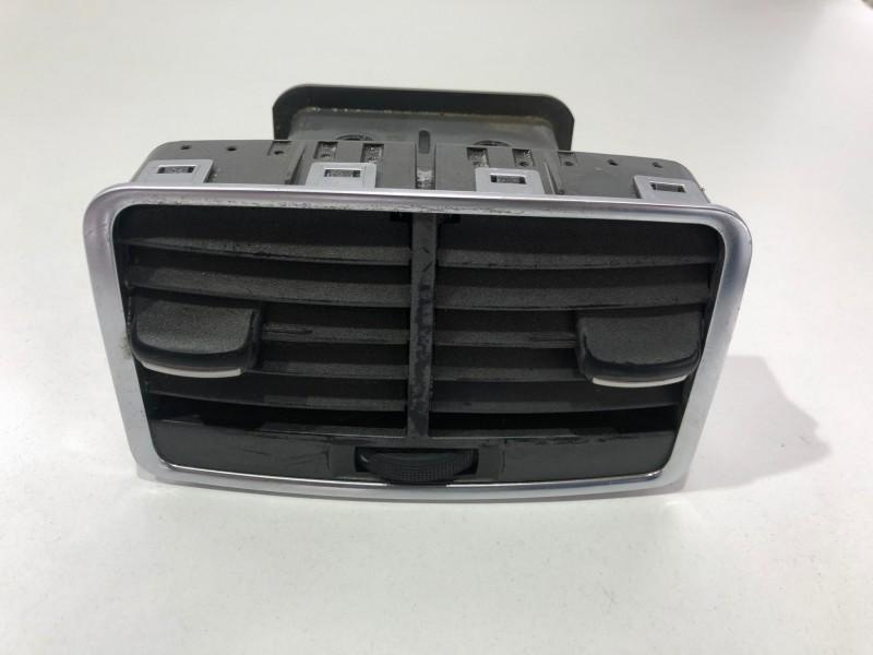 Grila ventilatie spate 4f0819203b Audi A6 4F/C6 [2004 - 2008]