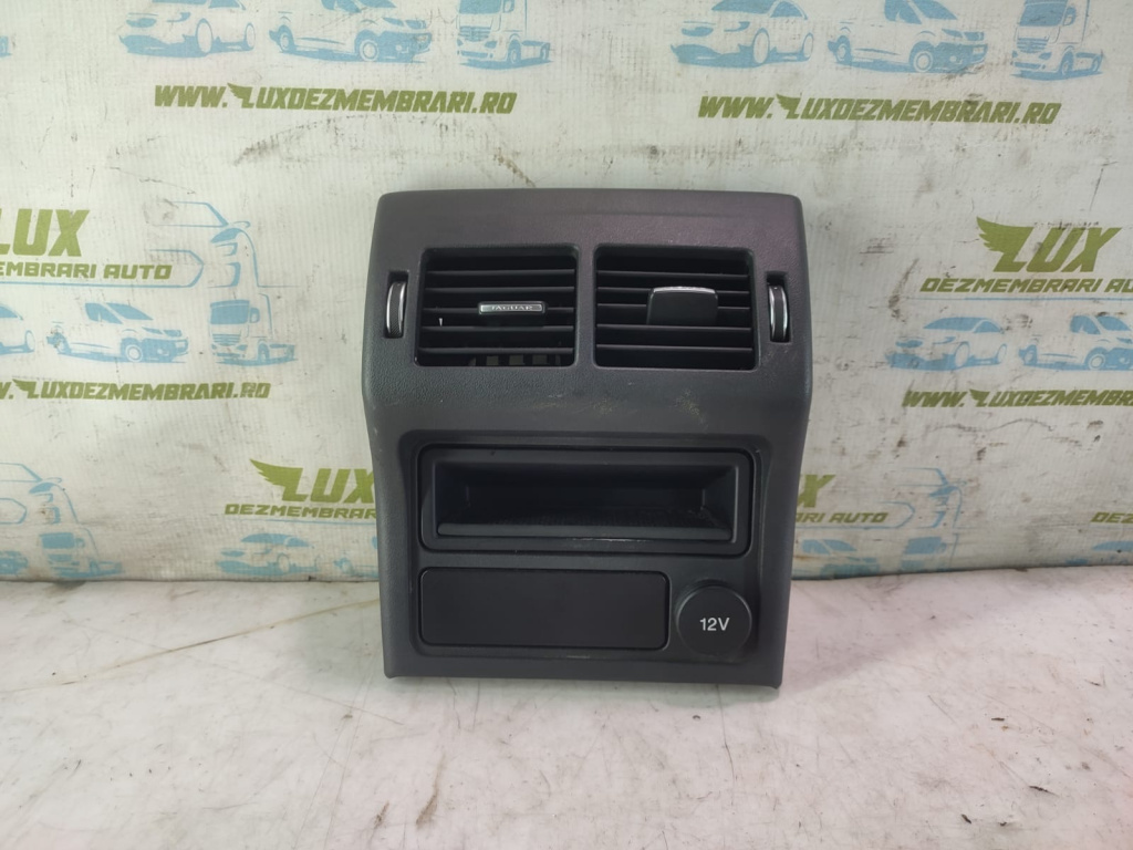Grila ventilatie spate Gx73-044c82-a Jaguar XE X760 [2014 - 2020] 2.0 d 204DTD