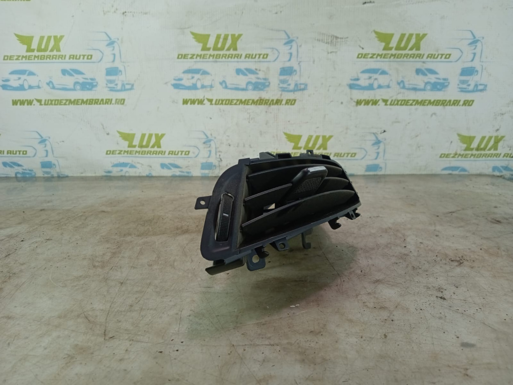 Grila ventilatie stanga 13427382 Opel Zafira C [2012 - 2016] 1.6 cdti B16DTH