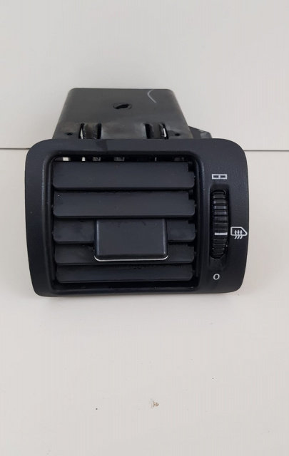 Grila ventilatie stanga A1638300154 Mercedes-Benz ML W163 [1997 - 2001]