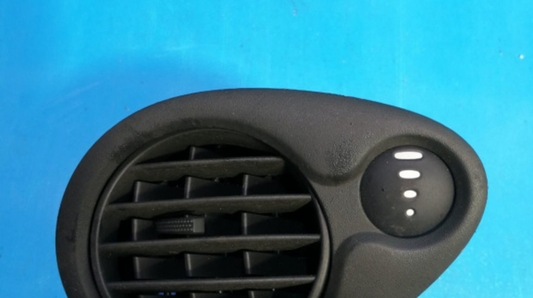 Grila ventilatie stanga, dreapta Renault Clio 3