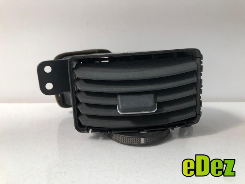 Grila ventilatie stanga fata Toyota Corolla Verso (2004-2009) 55650-64010