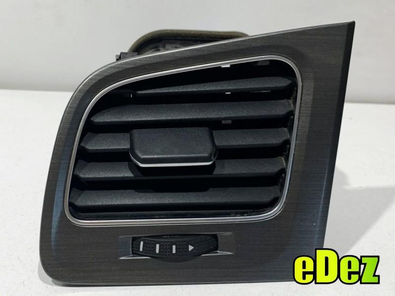 Grila ventilatie stanga fata Volkswagen Golf 7 (2012-2017) 5G1819703G