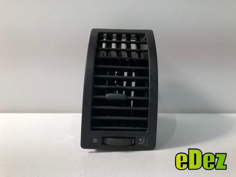 Grila ventilatie stanga fata Volkswagen Polo 4 (2001-2005) 6q0819703
