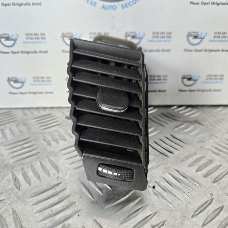 Grila ventilatie stanga mijloc Opel Astra K 2015-2019 13406754