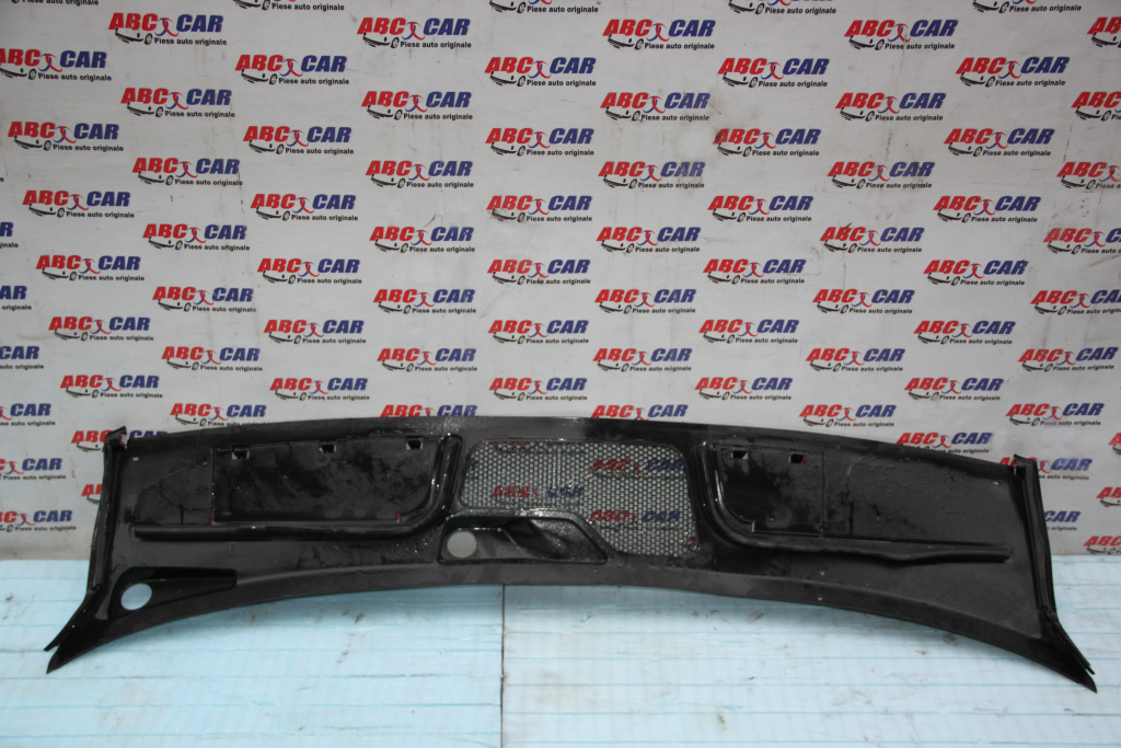 Grilaj stergatoare Audi Q5 FY 3.0 TDI cod: 80B819403 2017-prezent