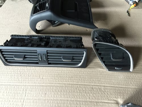 Grile aer bord AUDI A4 B8 8K 2009 2010 2011 2012