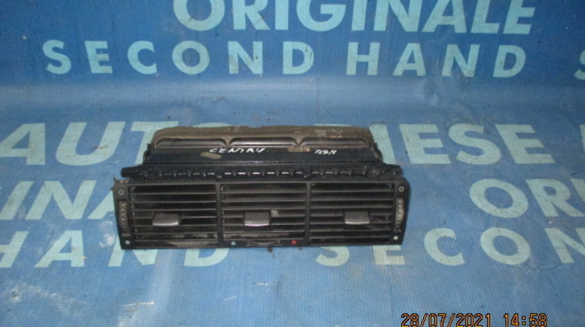 Grile aerisire Audi A8 2002; 4D0820951J (centru)